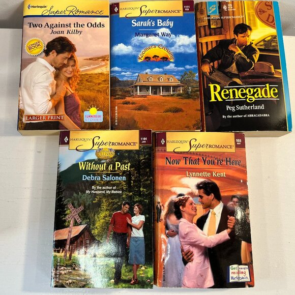 Lot of 22 Paperback Harlequin Romance Novels - Good condition! - Picture 4 of 7